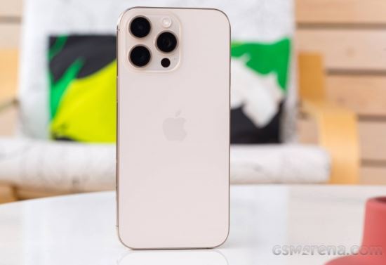 Bảng giá iPhone fullbox chính hãng VN/A tháng 11: iPhone 16 Pro Max liên tục cháy hàng, iPhone 15 vẫn hot