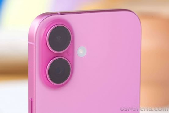 Giá iPhone 16 giảm tới 2.5 triệu đồng đầu tháng 11: Màu hồng cực đẹp, đã có AI đại chiến Galaxy S24