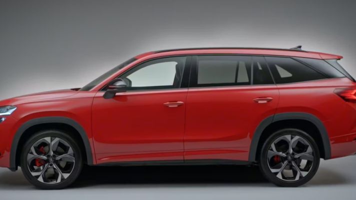 Đối thủ Hyundai Santa Fe ra mắt SUV mạnh nhất của hãng: Ngoại hình đẹp bất chấp, trang bị cực xịn