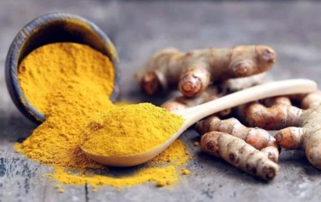 Phân biệt tinh bột nghệ thật hay giả, chỉ cần áp dụng cách này, đảm bảo chính xác