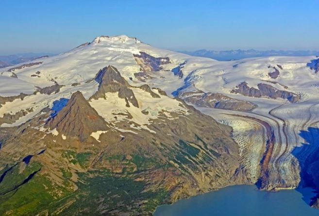 Tại sao trên Trái đất không có ngọn núi nào cao quá 20.000 mét? Lý do liên quan đến sự sinh tồn!

