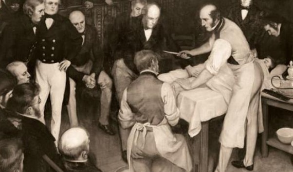 Trong thời đại không có thuốc mê, người nước ngoài phẫu thuật như thế nào? Cậu bé người Anh bị đánh bất tỉnh bằng gậy...