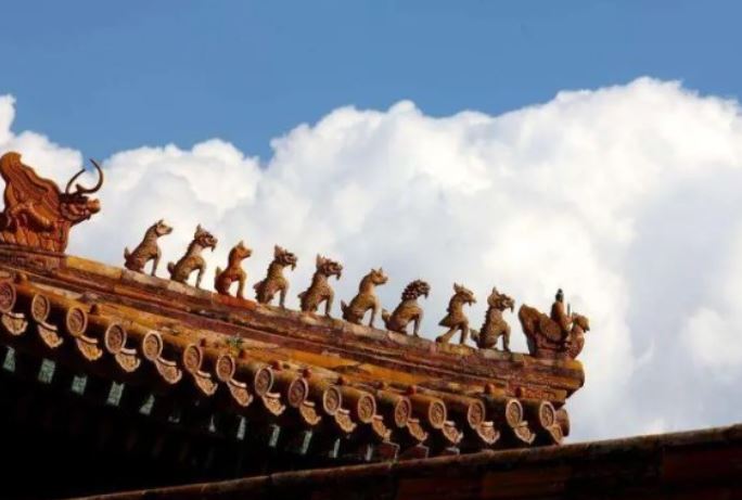 Tại sao trên nóc Tử Cấm Thành không bao giờ dính 'phân chim', nghe hướng dẫn viên giải thích càng khâm phục trí tuệ của người xưa