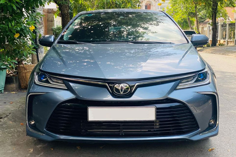 Toyota Corolla Altis rao bán khó tin sau chưa đầy 2 năm lăn bánh