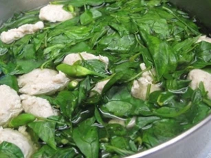 Loại lá xưa không ai ăn, nay thành đặc sản có hương vị đặc biệt người thành phố săn lùng, tốt cho sức khoẻ