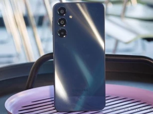 Chi tiết vua doanh số Android Galaxy A16 5G mới, chưa đầy 6 triệu màn hình hơn iPhone 16 Plus