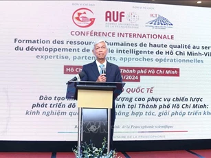 Tạo nguồn nhân lực chất lượng cao phục vụ phát triển đô thị thông minh