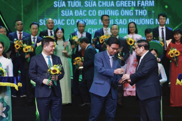 Vinamilk 16 năm liên tiếp có sản phẩm đạt thương hiệu quốc gia Việt Nam 