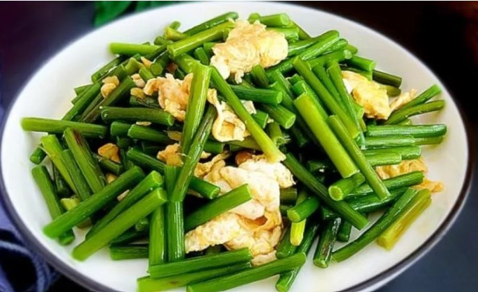 Cây dại ven đường bỗng trở thành đặc sản đắt khách: Ngỡ ngàng trước hương vị độc đáo