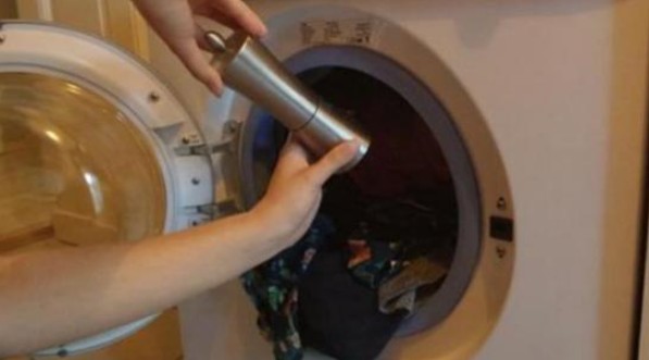 Cho tiêu đen vào máy giặt, tác dụng bất ngờ mà không phải ai cũng biết