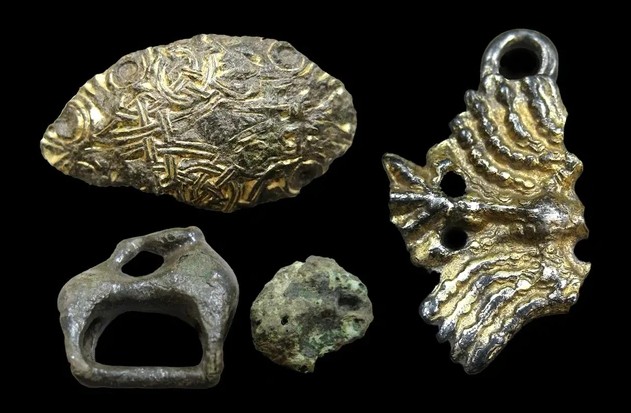 “Tàu ma” dài 50 m lộ ra sau 1.200 năm ẩn mình dưới lòng đất