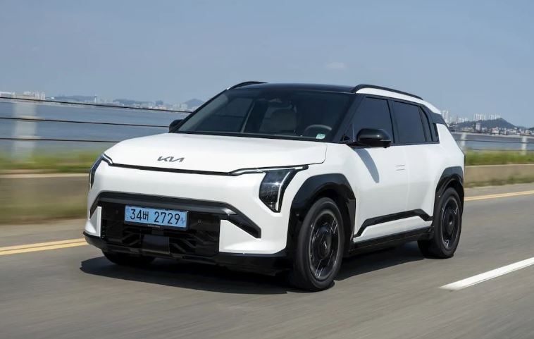 SUV điện Kia EV2 gây bất ngờ với vẻ ngoài học theo ‘đàn anh’ Hyundai Santa Fe