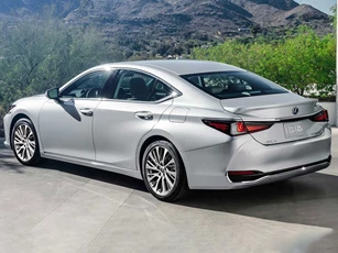 Bảng giá xe Lexus tháng 11/2024: Thấp nhất 2,620 tỷ đồng