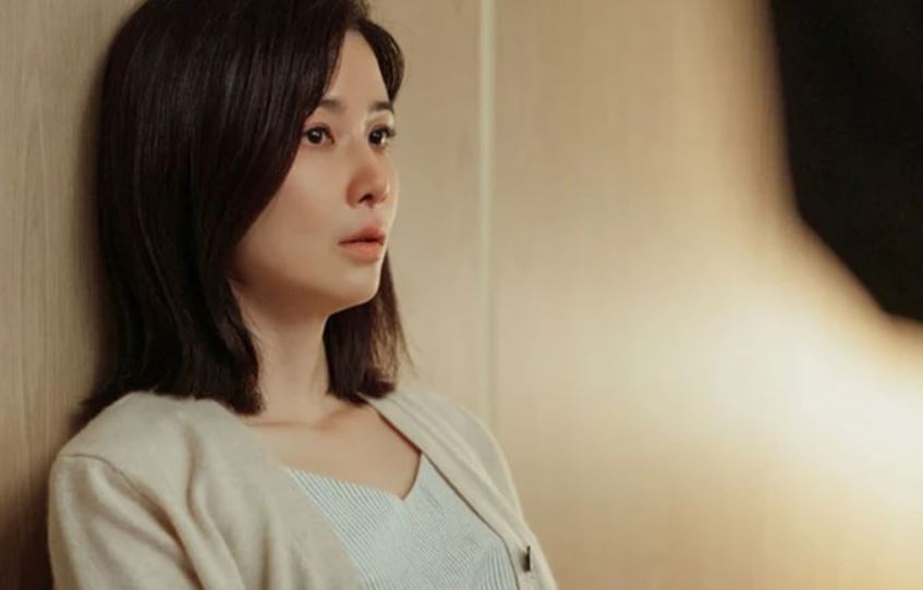 Bí ẩn 800 triệu trên bàn thờ người chồng vừa khuất: Cú sốc lớn khi sự thật được hé lộ