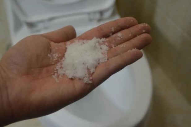 &#x110;&#x1EB7;t m&#x1ED9;t b&#xE1;t mu&#x1ED1;i &#x103;n trong nh&#xE0; t&#x1EAF;m, h&#x1EEF;u &#xED;ch &#x111;&#x1EBF;n kh&#xF4;ng ng&#x1EDD;, bi&#x1EBF;t r&#x1ED3;i b&#x1EA1;n s&#x1EBD; kh&#xF4;ng bao gi&#x1EDD; mu&#x1ED1;n thay &#x111;&#x1ED5;i n&#x1EEF;a