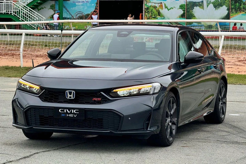 Honda Civic 2025.