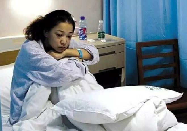 Choáng váng trước cảnh em chồng sau bốn tháng sinh con: Người gầy gò, mắt quầng thâm, tưởng chừng chẳng còn sức sống