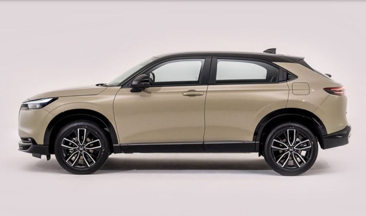 Honda HR-V e:HEV 2025 trình làng, giá từ 620 triệu đồng, cạnh tranh cùng Mitsubishi Xforce