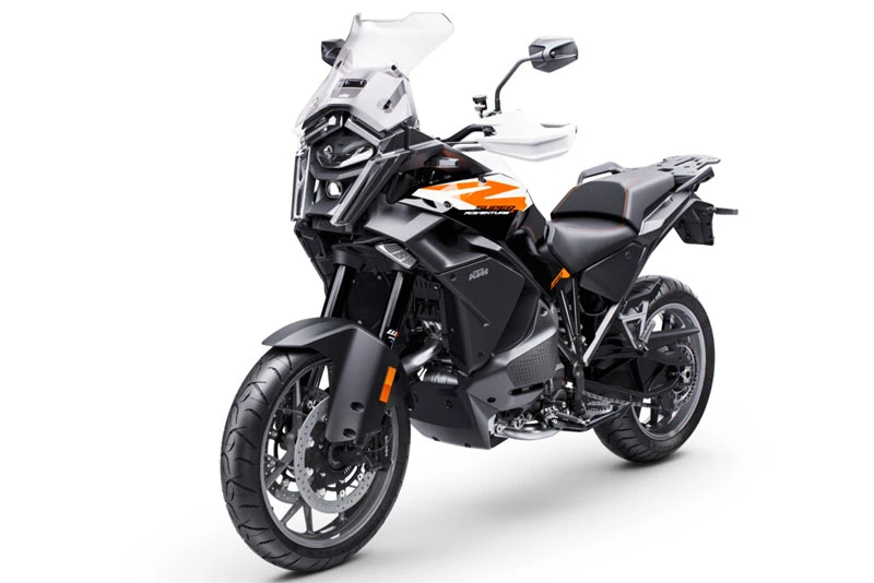 KTM 1390 Super Adventure S 2025.