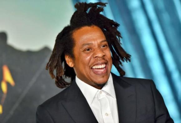 Nam ca sĩ giàu nhất thế giới là ai?