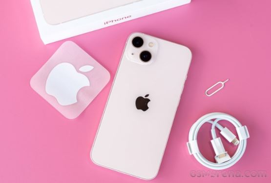 Đây là chiếc iPhone màu hồng được chuộng chẳng kém iPhone 15, iPhone 16, giá rẻ chỉ từ 13 triệu đồng