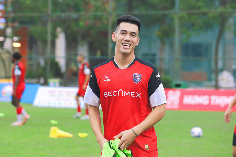 Cập nhật BXH Vua phá lưới V.League 2024/25: Tiến Linh Dẫn đầu