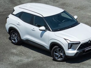 Điểm danh các hãng xe ô tô giảm giá mạnh trong tháng 11: Mitsubishi, Toyota không thể vắng mặt