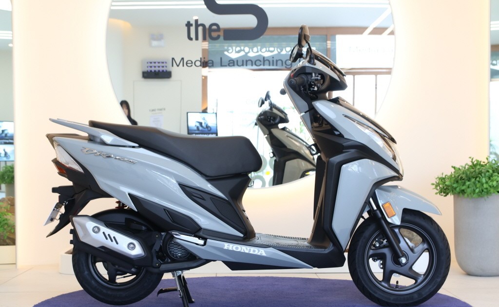 Honda ra mắt mẫu xe tay ga thông minh, giá từ 49 triệu đồng