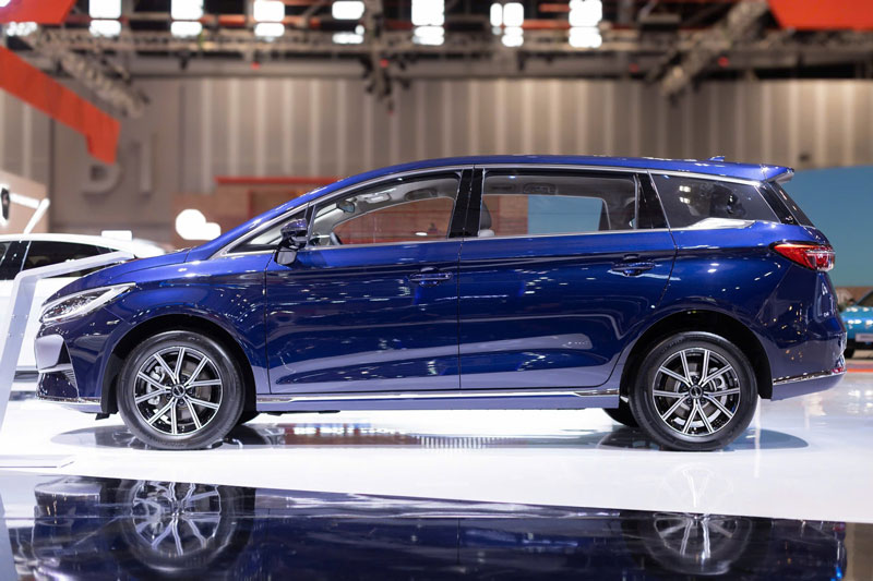 Đánh giá BYD M6 vừa lên kệ tại Việt Nam, giá 756 triệu đồng, cạnh tranh cùng Mitsubishi Xpander