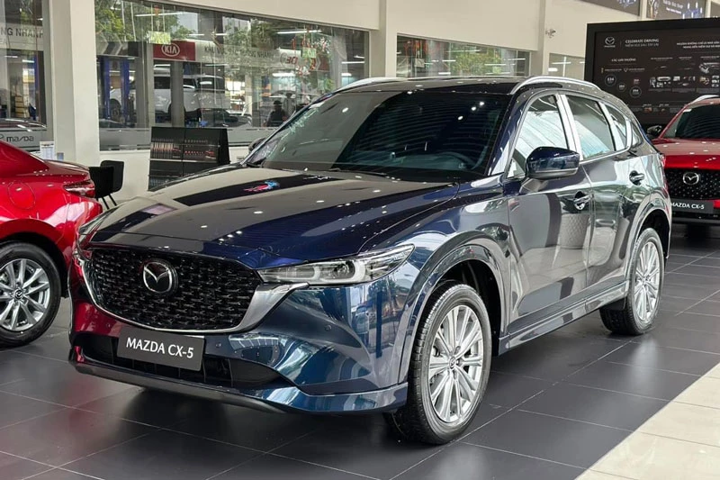 Mazda CX-5 đứng thứ 2.