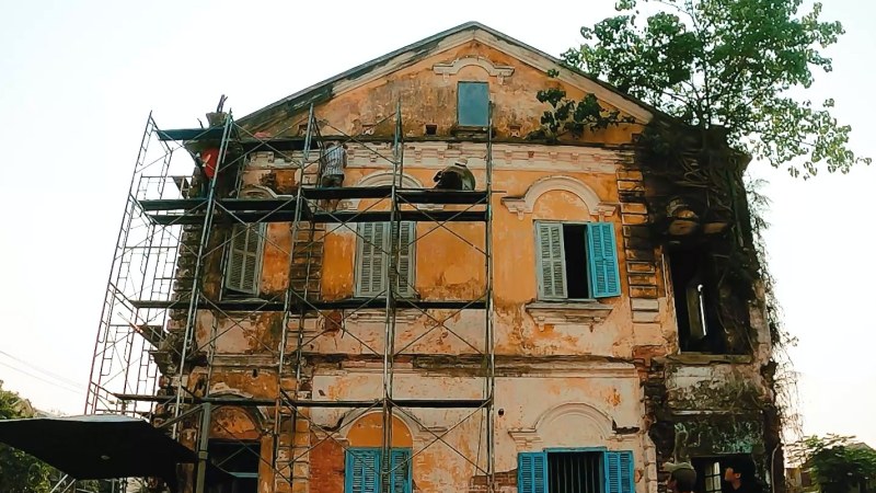 Hậu trường phục dựng biệt thự 150 tuổi trong "Linh Miêu - Quỷ nhập tràng"