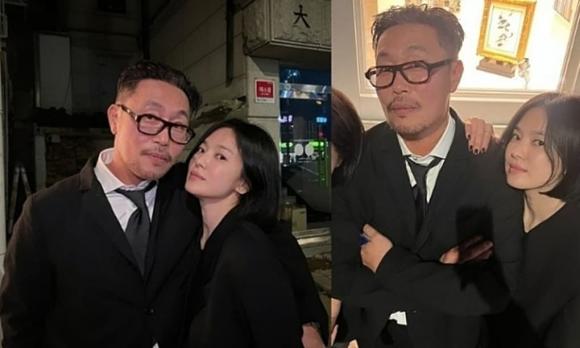 Vừa giàu vừa nổi tiếng vậy mà Song Hye Kyo tiết kiệm đến mức xài lại đồ từ 10 năm trước