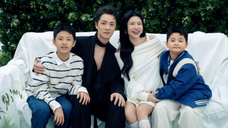 Thủy Anh tự tin khoe body trong bộ hình kỷ niệm 11 năm ngày cưới với Đăng Khôi