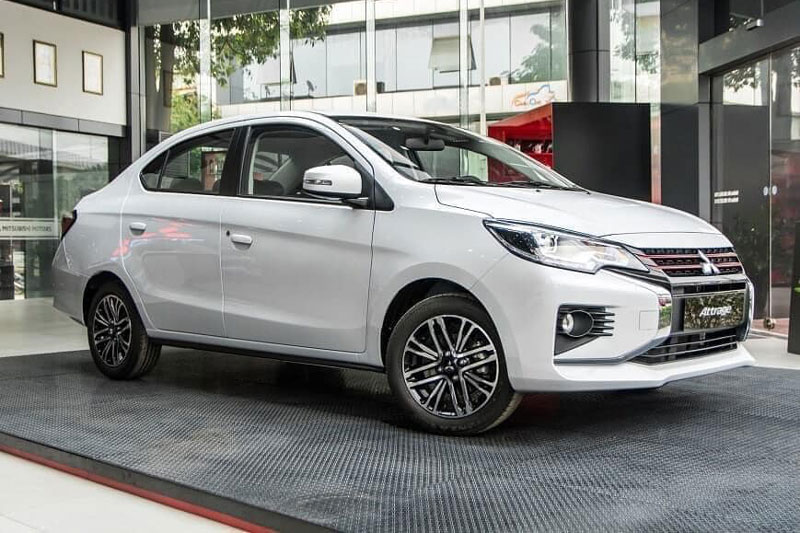 'Chống ế', Mitsubishi Attrage giảm giá mạnh trong tháng 11