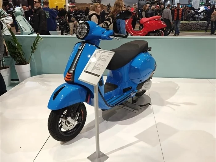 Vespa-GTS-310-1