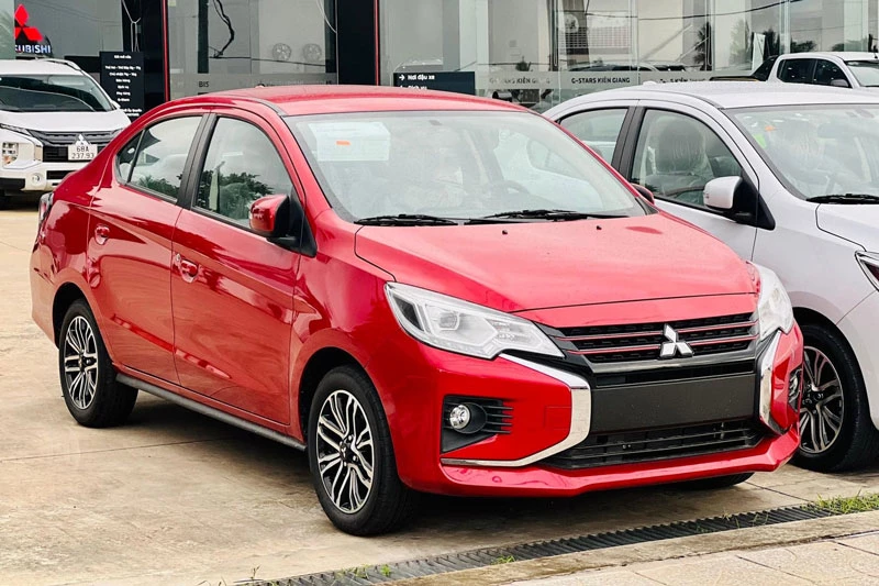 Mitsubishi Attrage giảm giá mạnh trong tháng 11