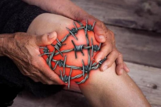 Trời lạnh, người bị bệnh xương khớp cần tuyệt đối tránh 7 thực phẩm này vì được coi là đại kỵ