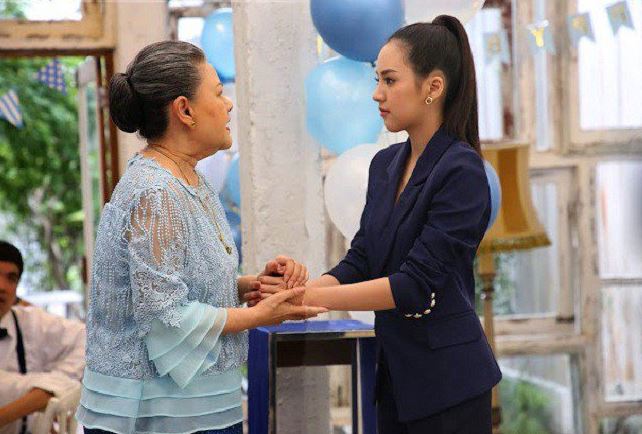 Nghe con dâu báo tin mang bầu, mẹ chồng vui mừng tặng ngay căn hộ 2 tỷ, nhưng bí mật từ cuộc điện thoại khiến bà lặng người