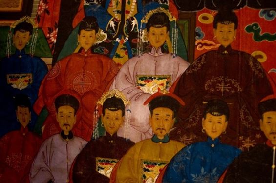 5 dòng họ phổ biến nhất Trung Quốc, chiếm 30% dân số, hễ bước chân ra đường là gặp