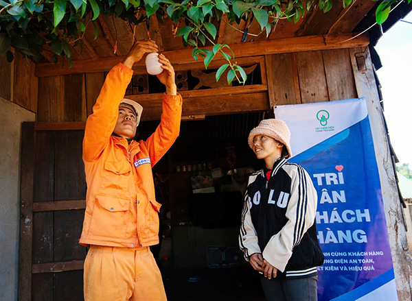 EVNCPC triển khai chương trình ‘Tháng tri ân khách hàng 2024’