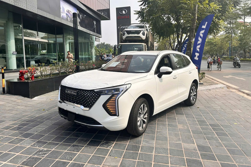 Haval Jolion lộ diện tại đại lý, chờ ngày ra mắt đấu Toyota Corolla Cross