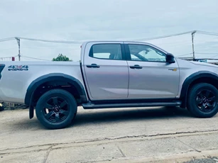 Đánh giá xe bán tải Isuzu D-Max 2024 vừa ra mắt tại Việt Nam: Giá từ 650 triệu đồng, so kè cùng Ford Ranger