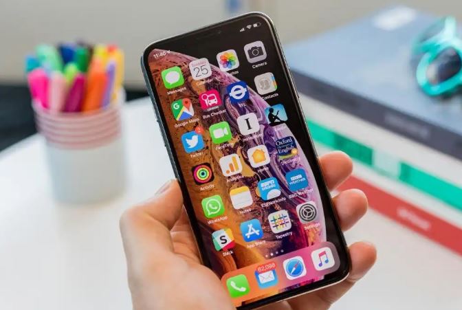 iPhone XS huyền thoại rẻ như cho đầu tháng 11 có trang bị vẫn cực đỉnh hơn cả iPhone 16 mới