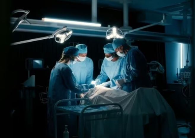 Người đàn ông hồi sinh sau 7 phút chết lâm sàng kể về điều kì diệu đã thấy ở 'thế giới bên kia'