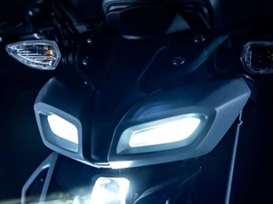 Yamaha chính thức ra mắt ‘vua côn tay’ 125cc mới thể thao hơn Honda Winner X và Exciter, giá hấp dẫn