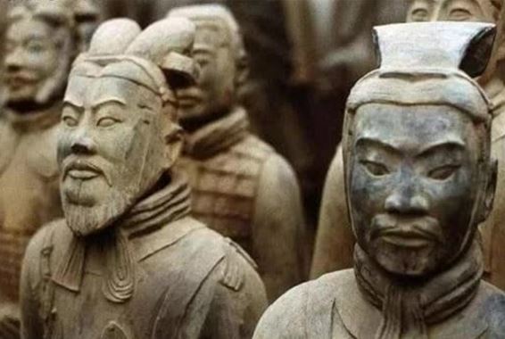 Giải mã bí ẩn đội quân đất nung trong lăng mộ Tần Thủy Hoàng, được tạo ra từ cơ thể người sống?