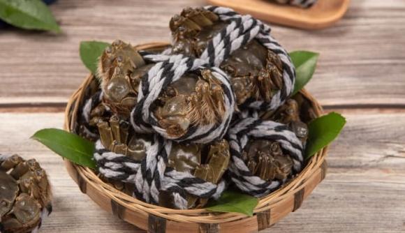 Nên bảo quản cua thế nào nếu chưa ăn ngay? Dạy bạn 3 thủ thuật giúp cua sống được 5 ngày không chết, không ốp