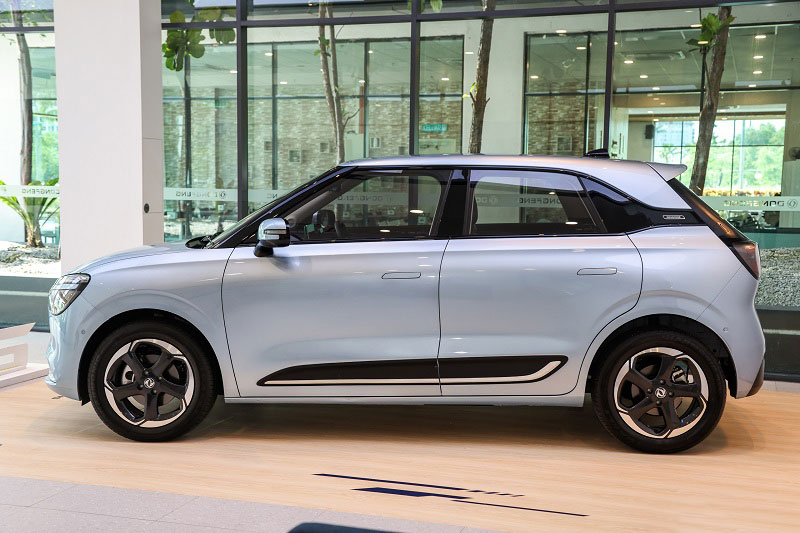 Xe hatchback đẹp long lanh, giá 535 triệu đồng