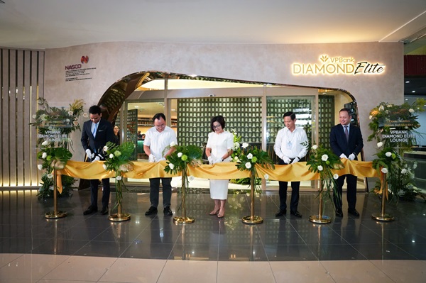 VPBank khai trương phòng chờ sân bay siêu VIP dành cho khách thượng lưu