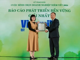 Vinamilk nhận loạt giải thưởng về quản trị và phát triển bền vững